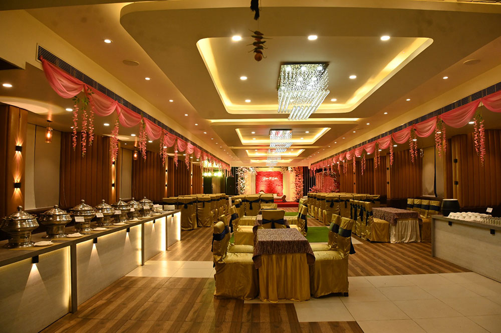 Hotel Yashpadam Continental and Banquet Hall